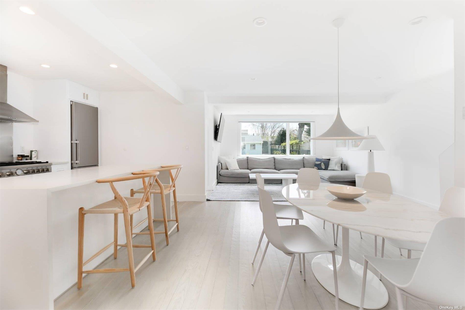 70 Powell Avenue, Southampton, NY 11968