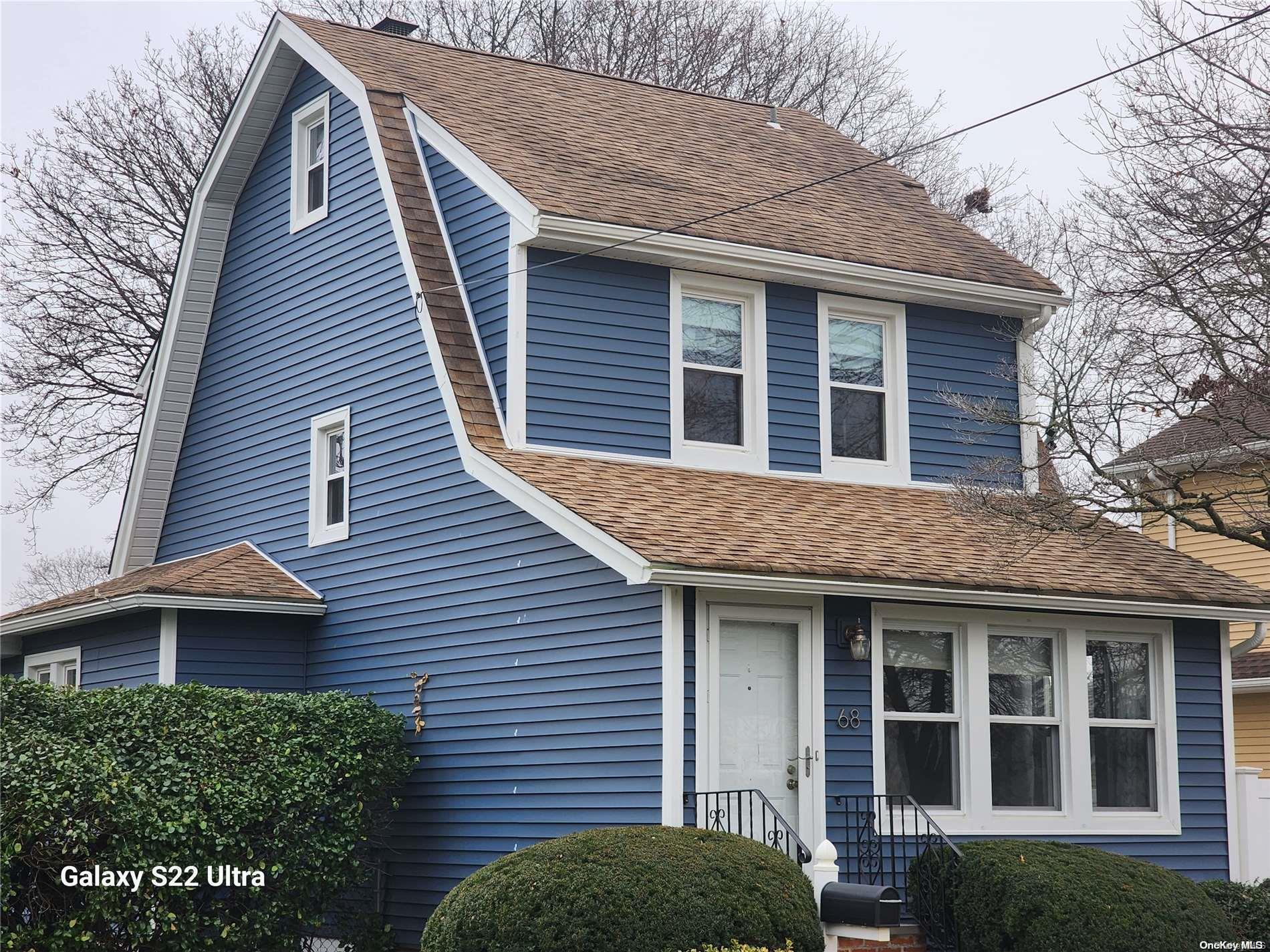 68 Burns Avenue, Hicksville, NY 11801