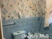 112-38 212 Street, Queens Village, NY 11429