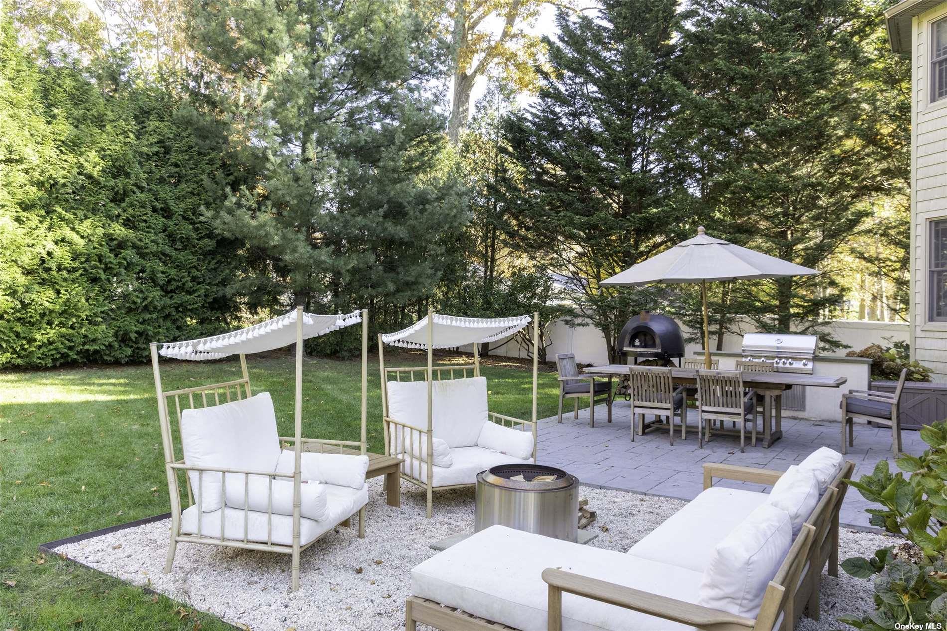 1600 Westview Drive, Mattituck, NY 11952