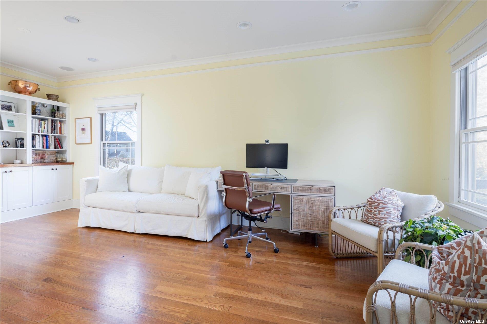 1600 Westview Drive, Mattituck, NY 11952