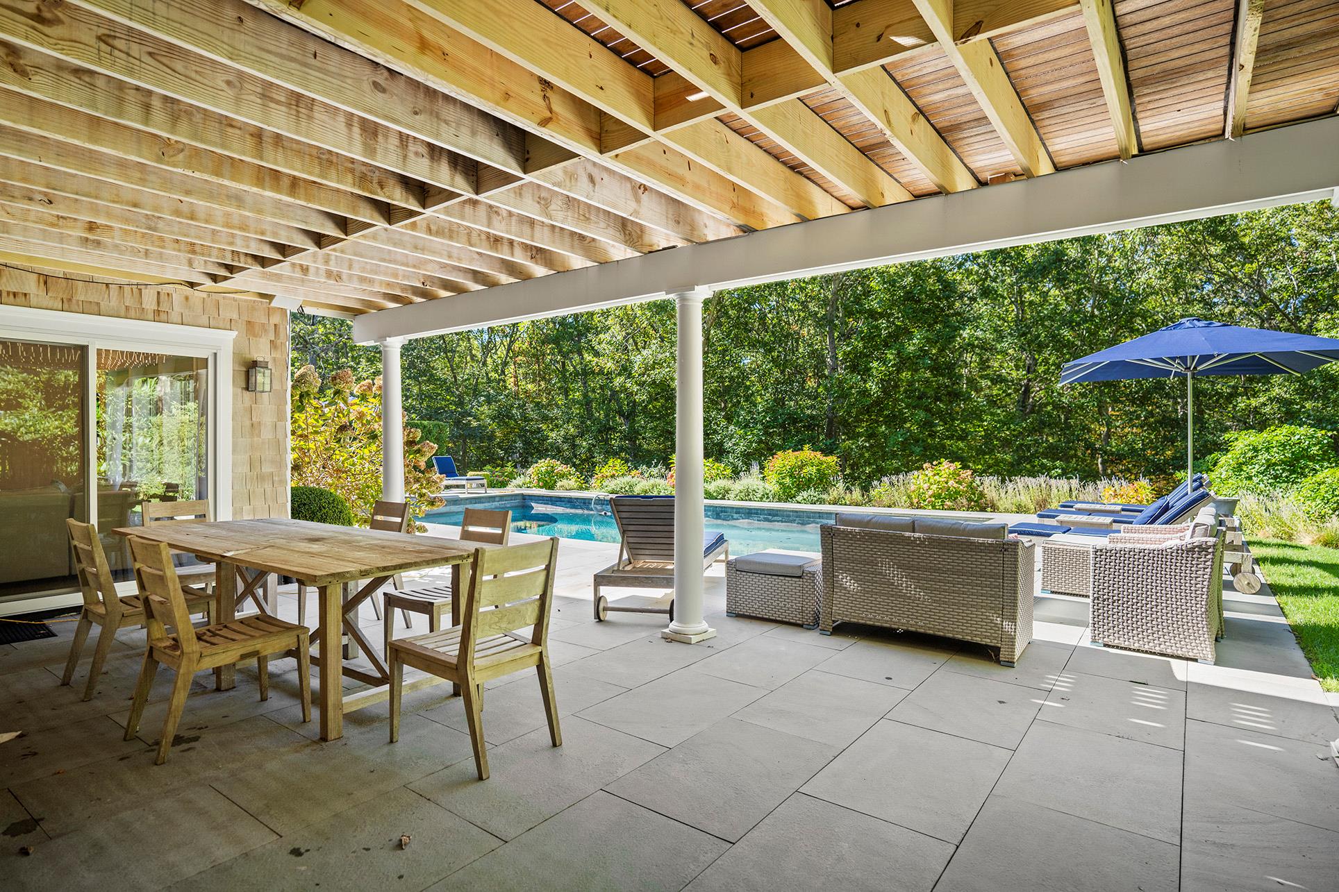 6 Ocean View Parkway, Southampton, NY 11968