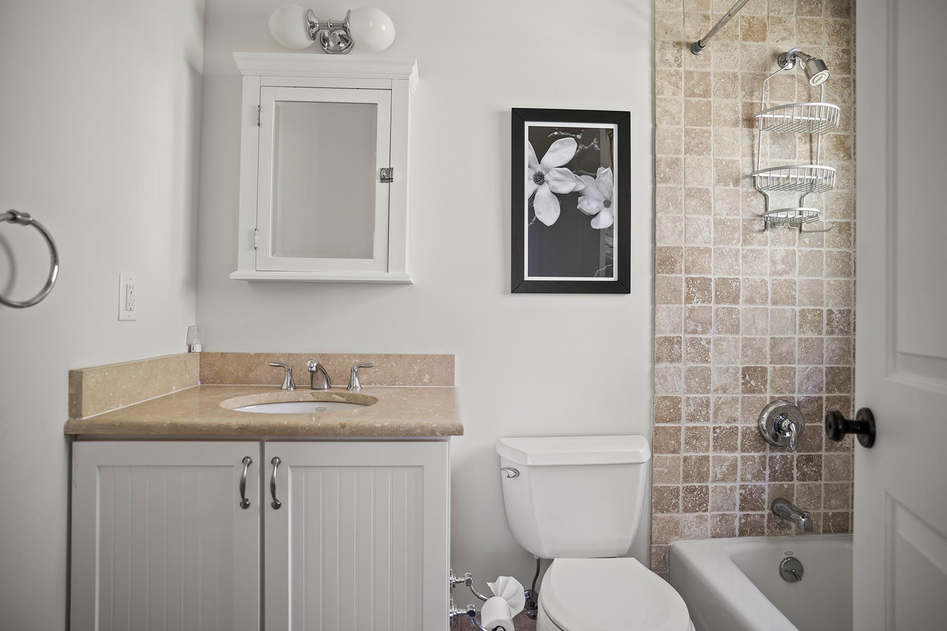 6 Ocean View Parkway, Southampton, NY 11968