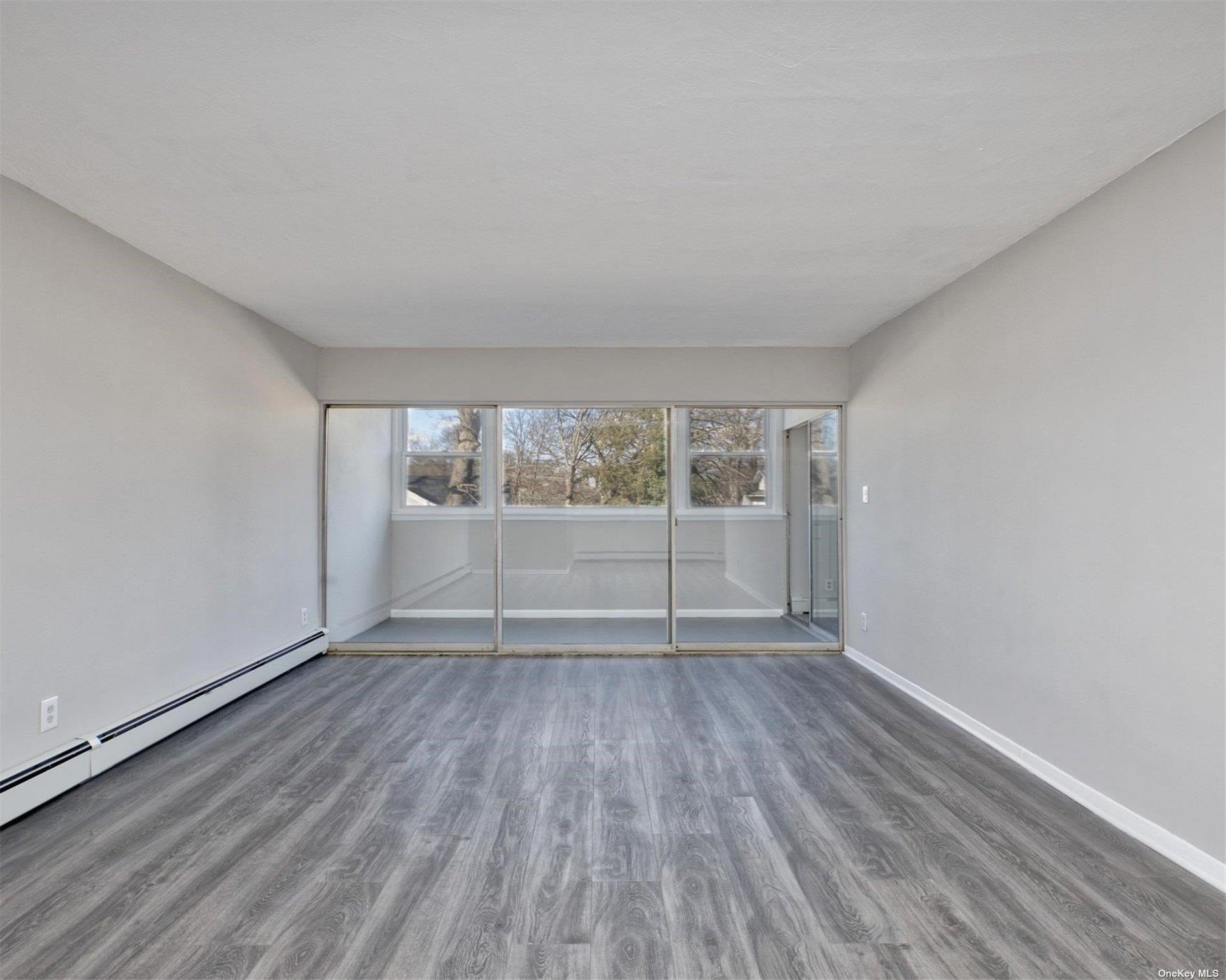 222 Smith Street # 3C, Freeport, NY 11520