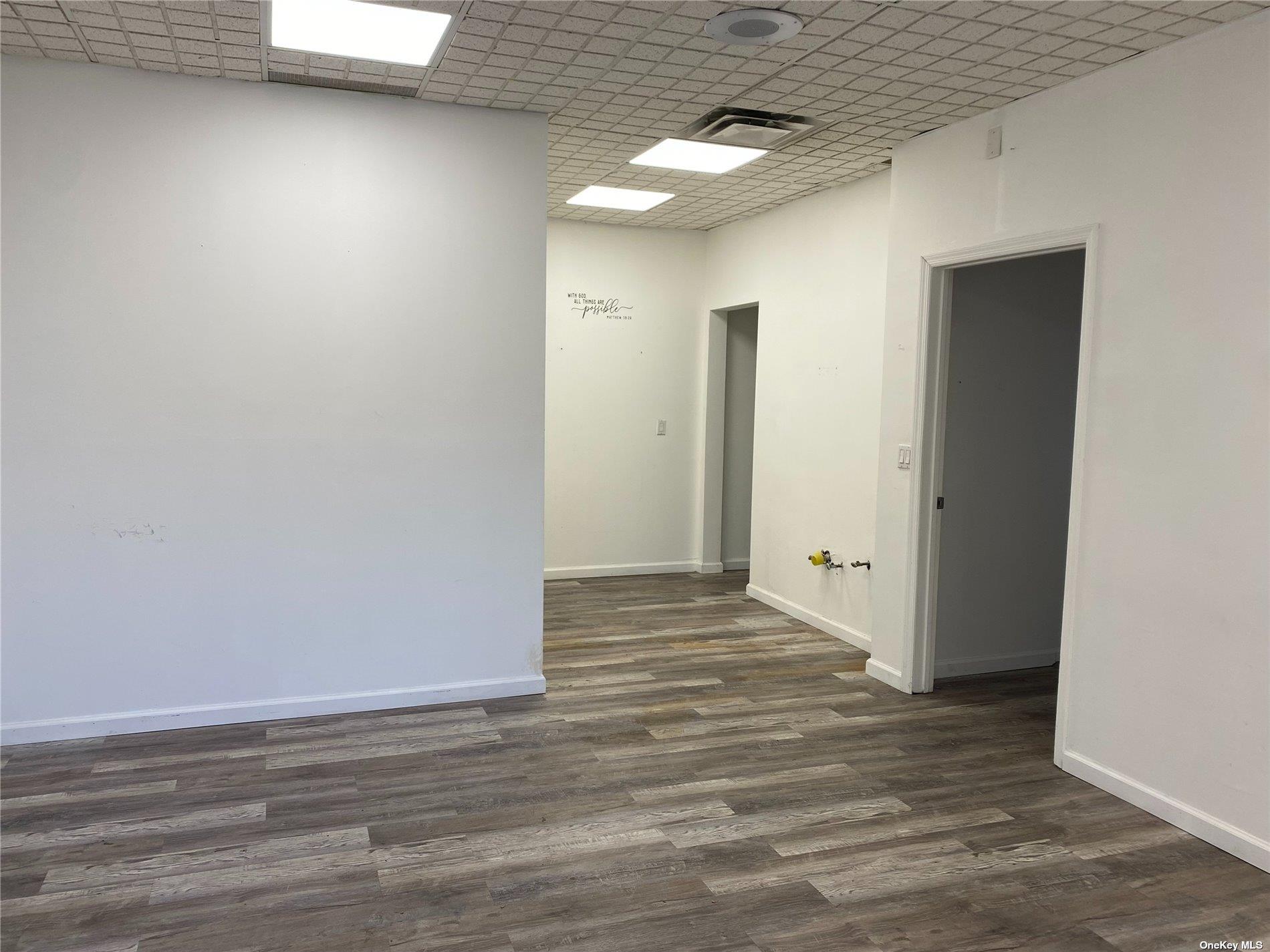 1940 Great Neck Road, Copiague, NY 11726