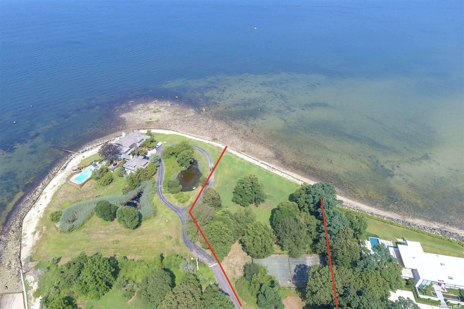 105 Centre Island Road, Centre Island, NY 11771