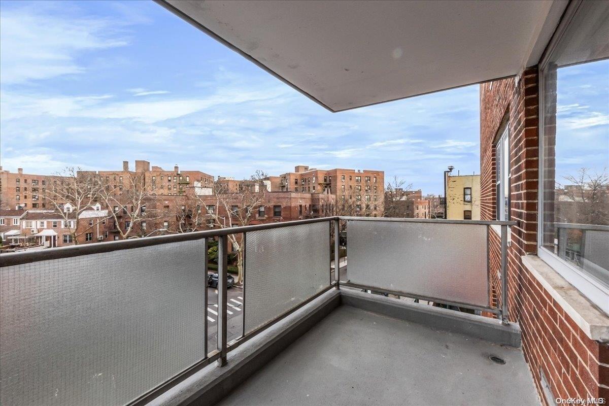 85-15 Main Street # 5J, Briarwood, NY 11435