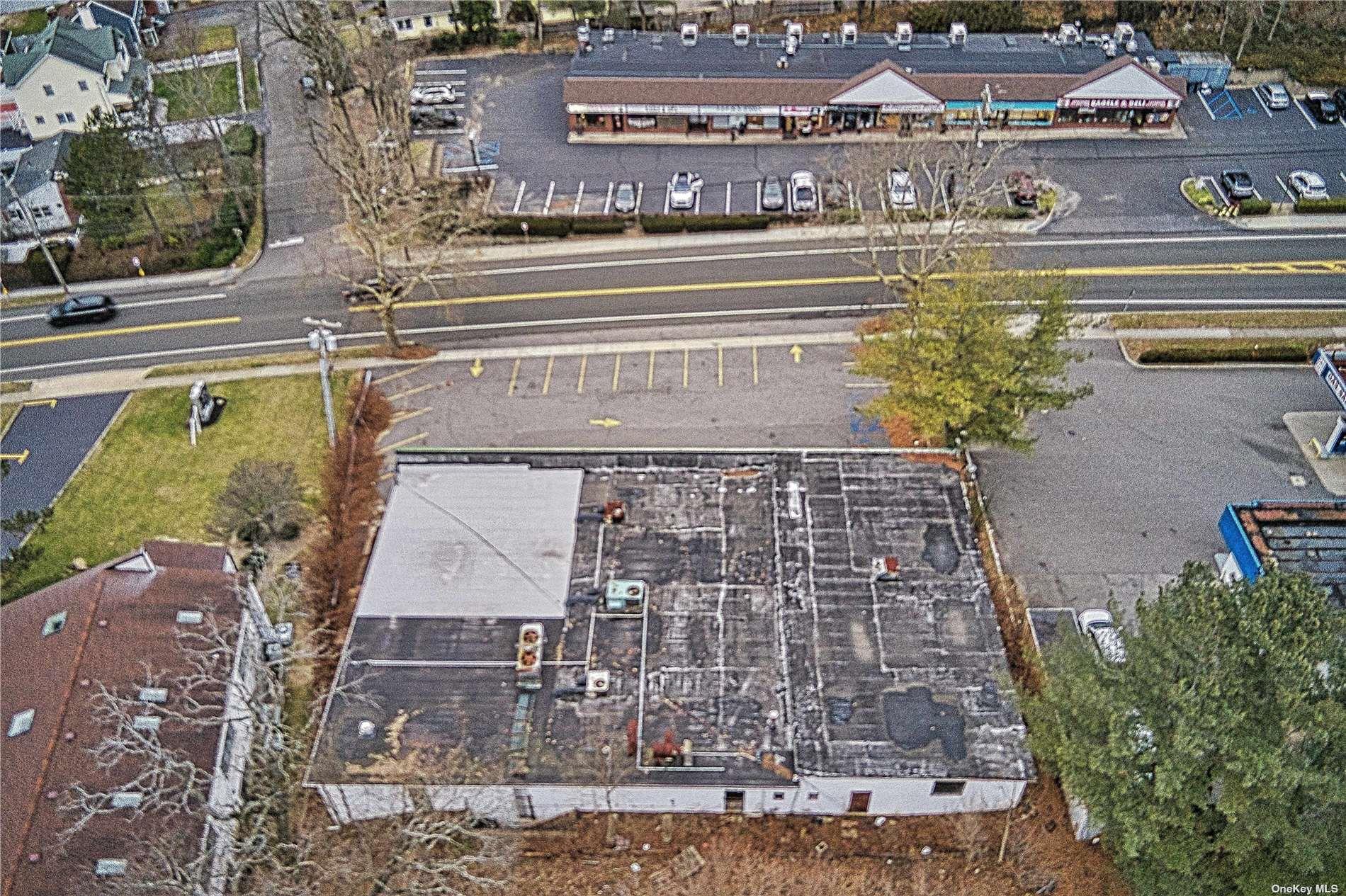 80 E Main Street, Huntington, NY 11743