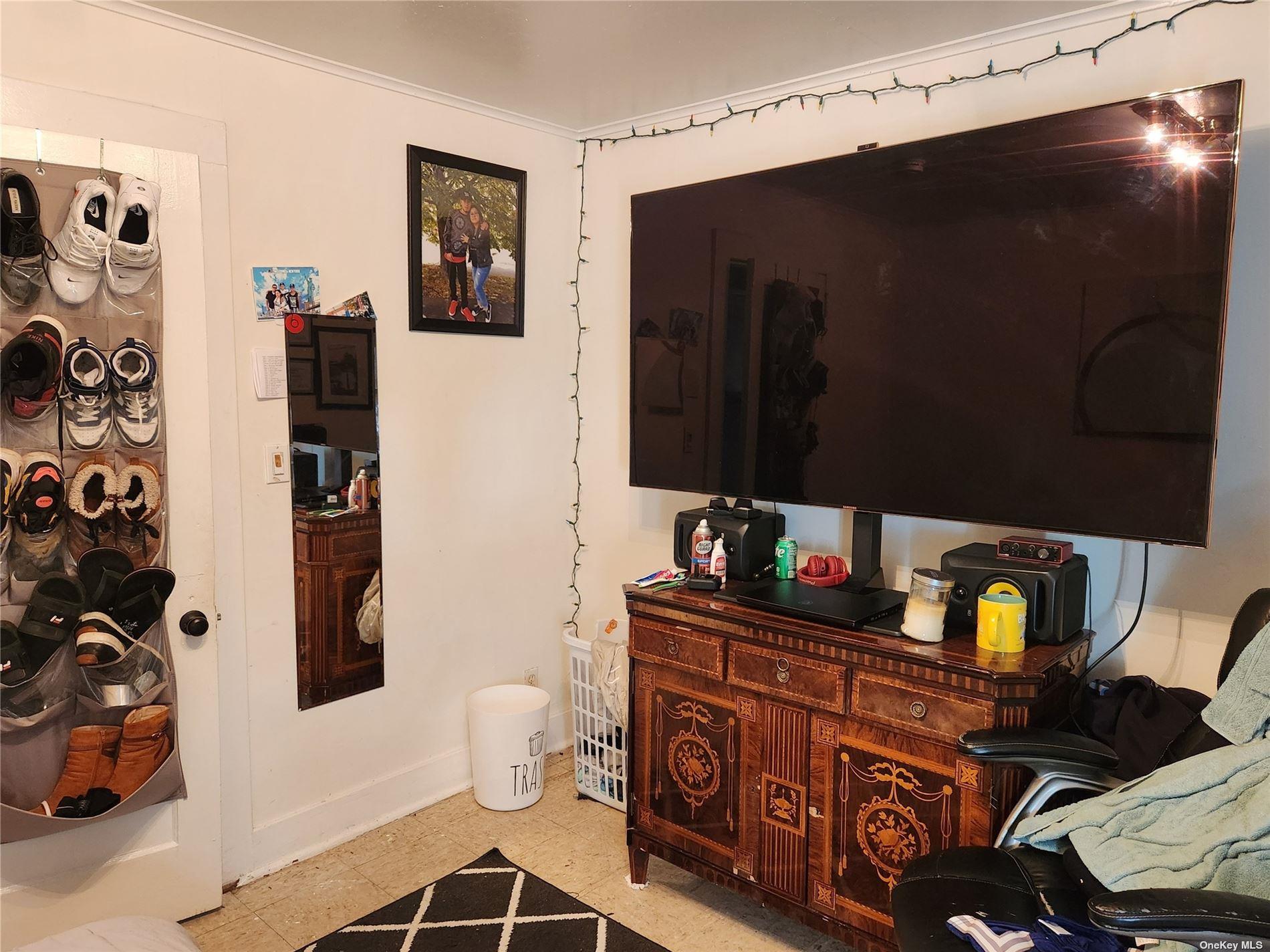 90 Old Quogue Road, Riverhead, NY 11901