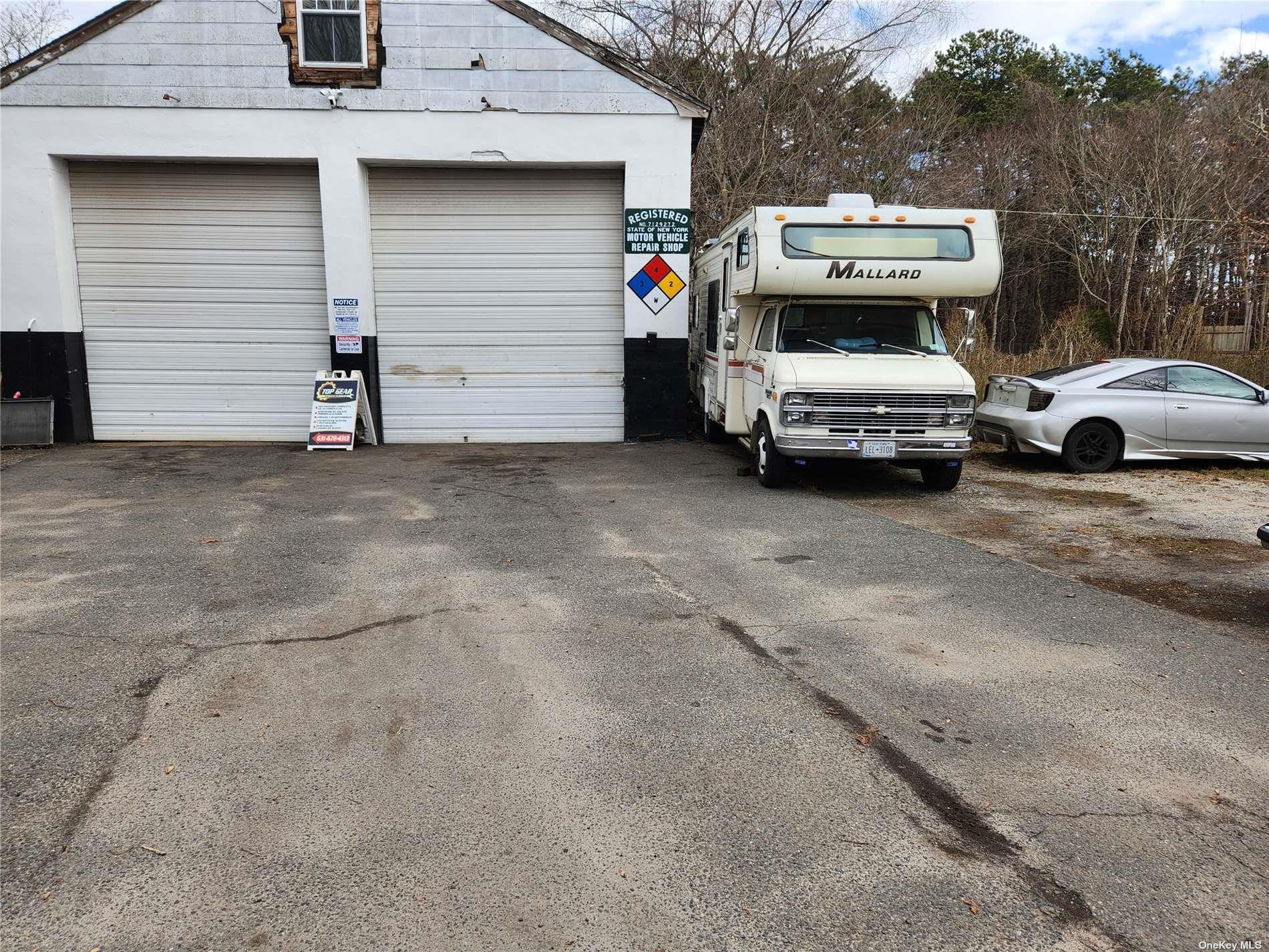 90 Old Quogue Road, Riverhead, NY 11901