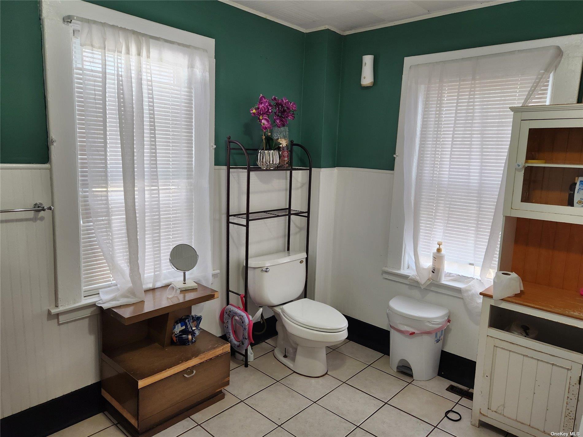 90 Old Quogue Road, Riverhead, NY 11901