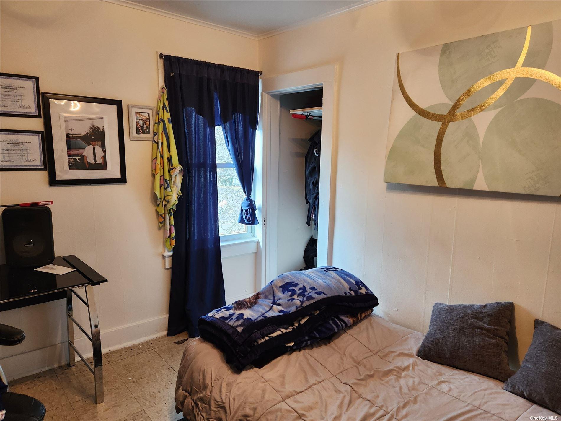 90 Old Quogue Road, Riverhead, NY 11901