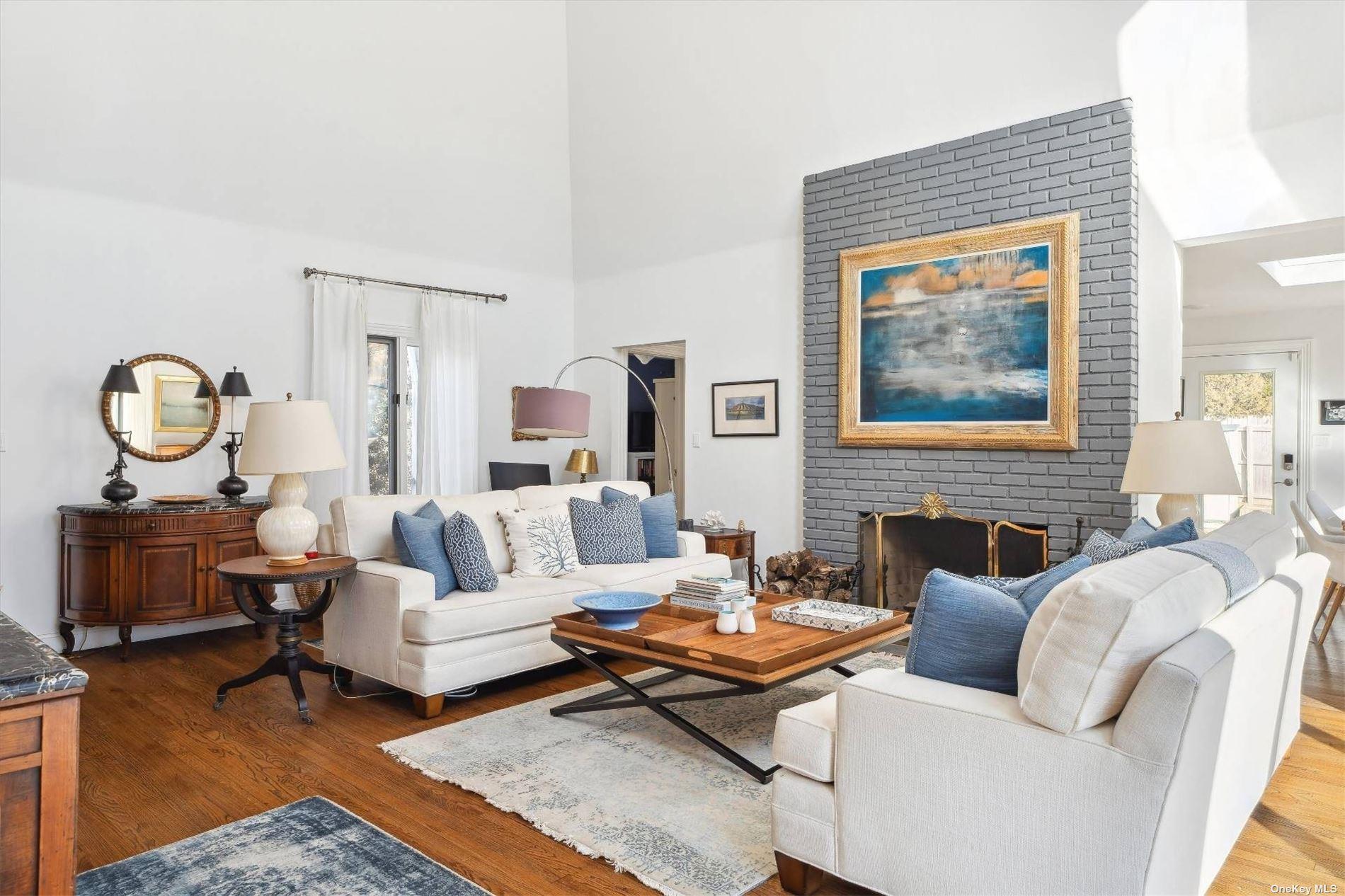 686 Hill Street, Southampton, NY 11968