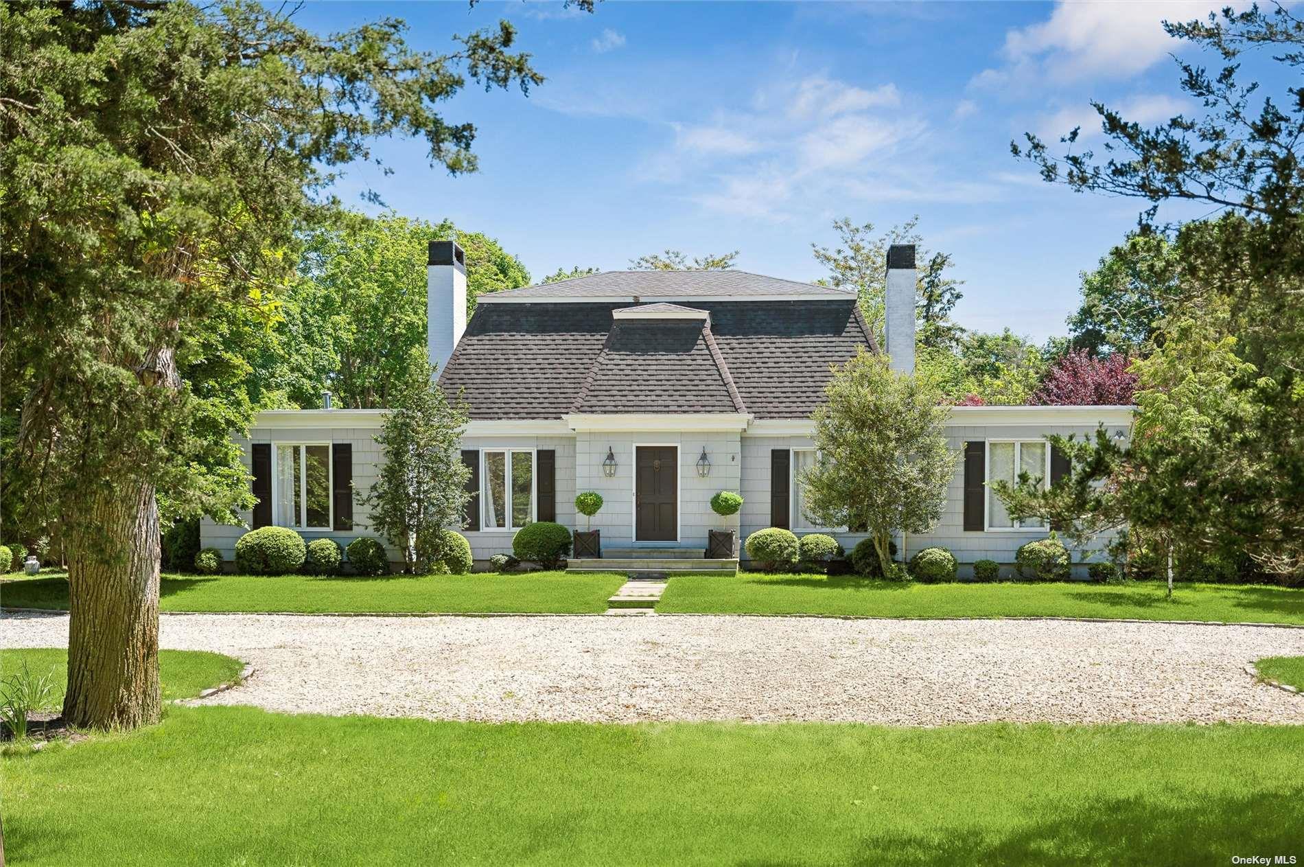 686 Hill Street, Southampton, NY 11968