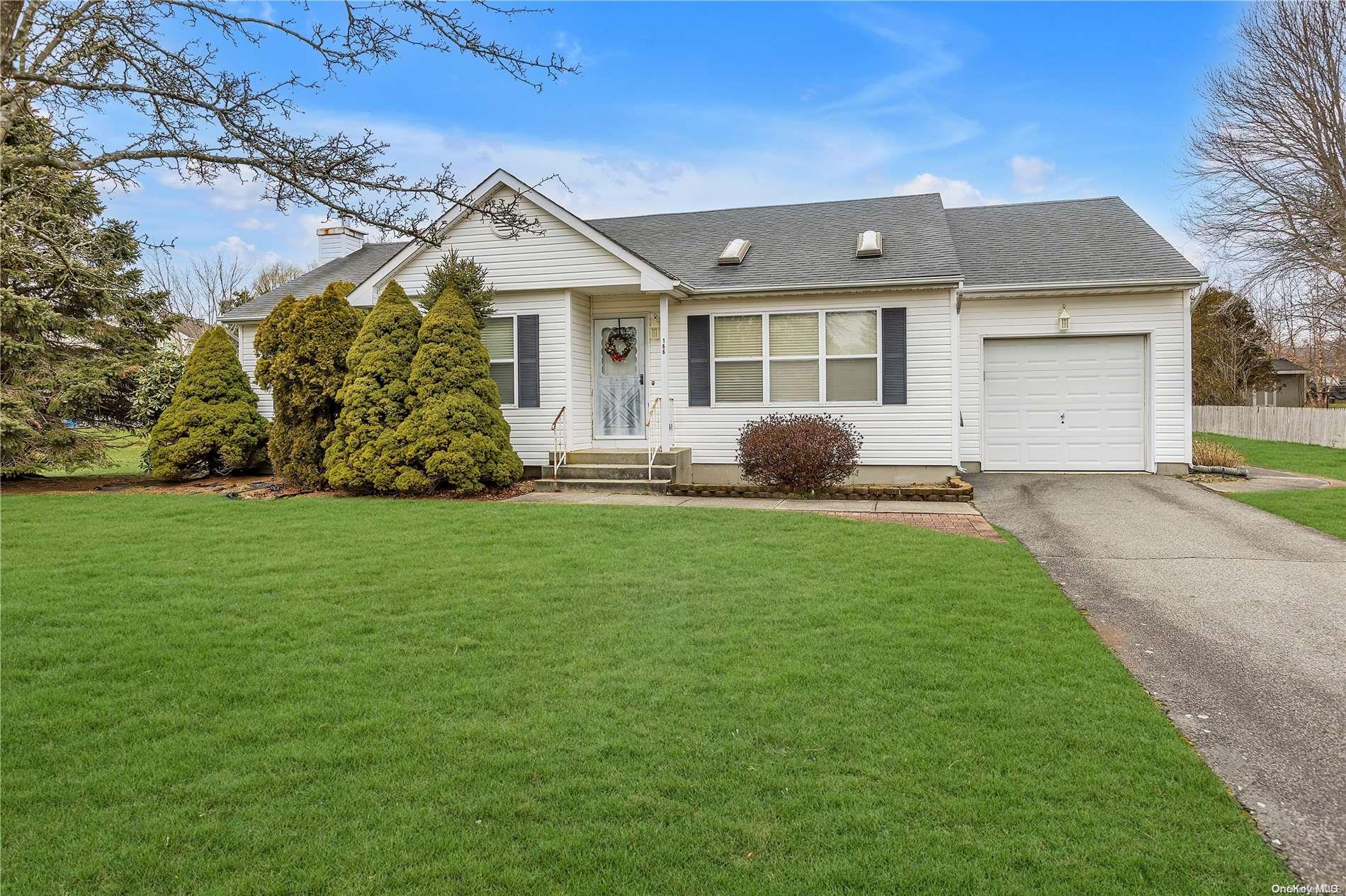 166 Baywood Drive, Baiting Hollow, NY 11933