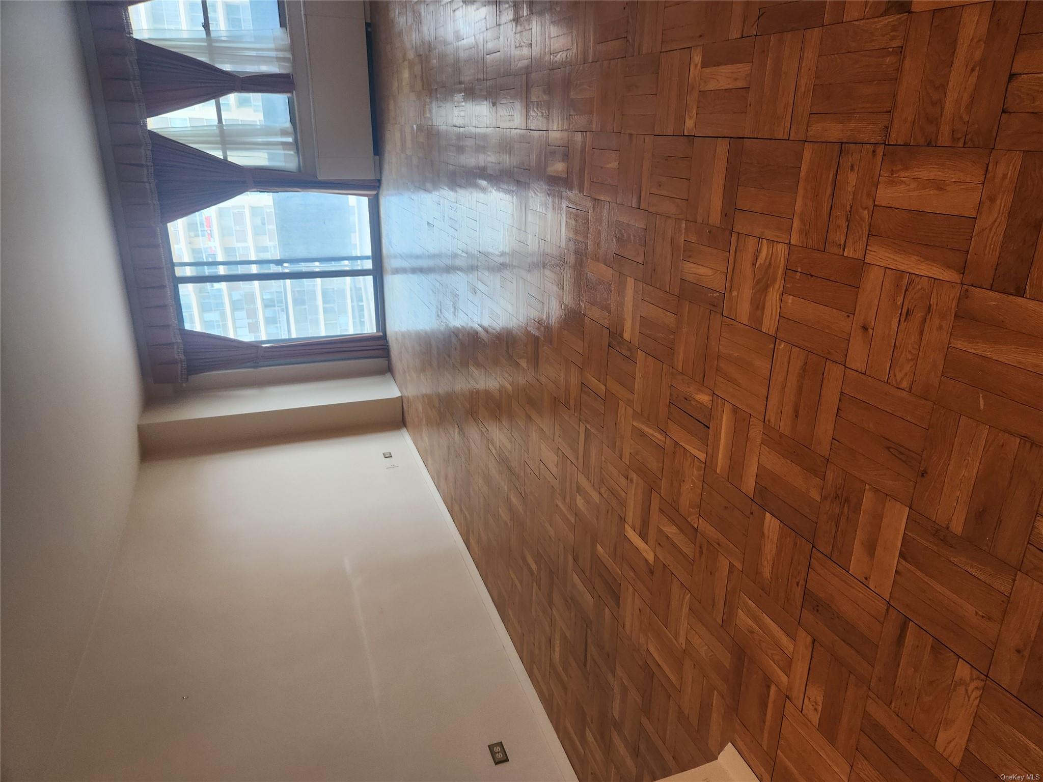 18-05 215 Street # 7G, Bayside, NY 11360