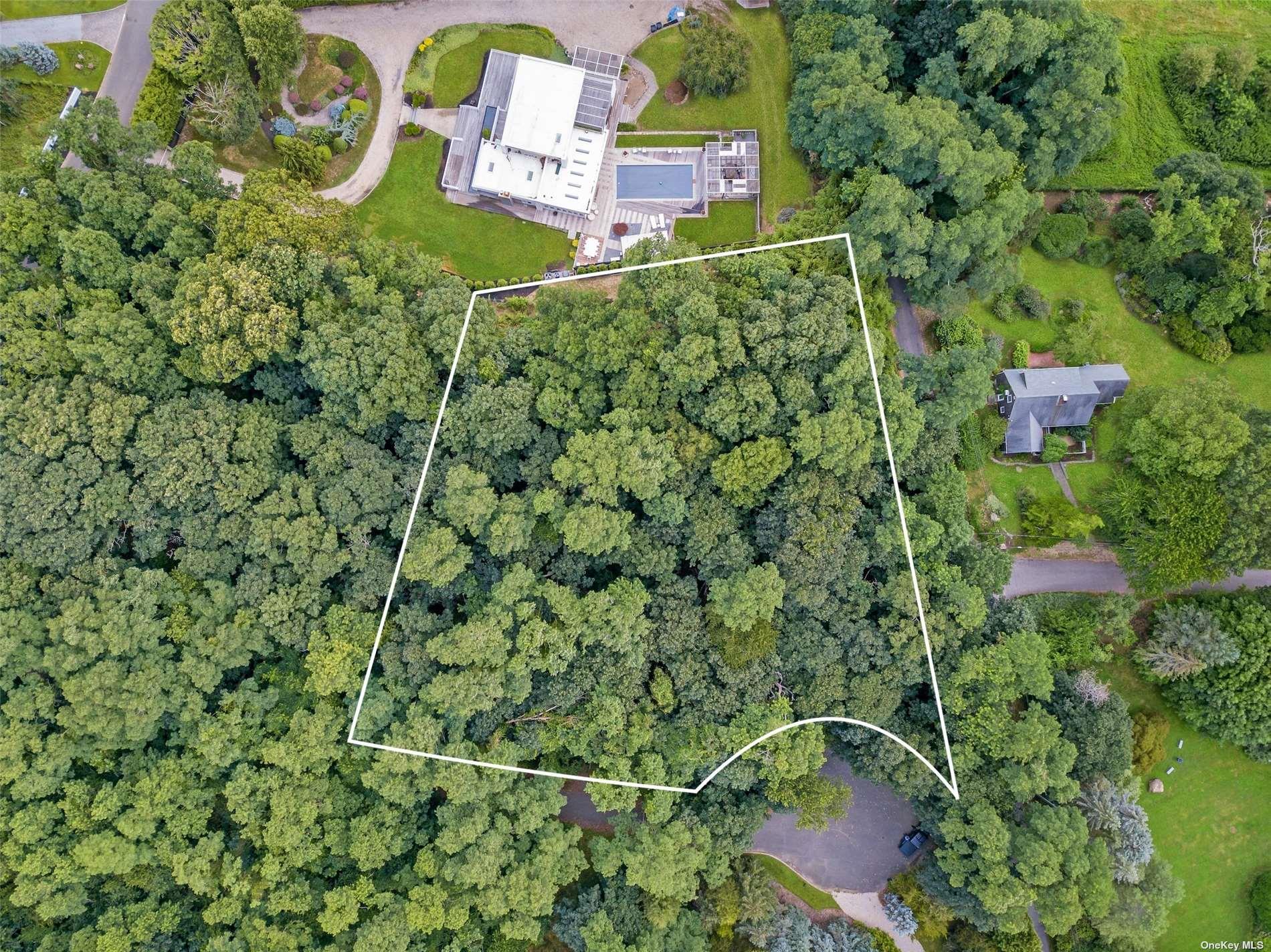 150 N Hillcrest Drive, Orient, NY 11957