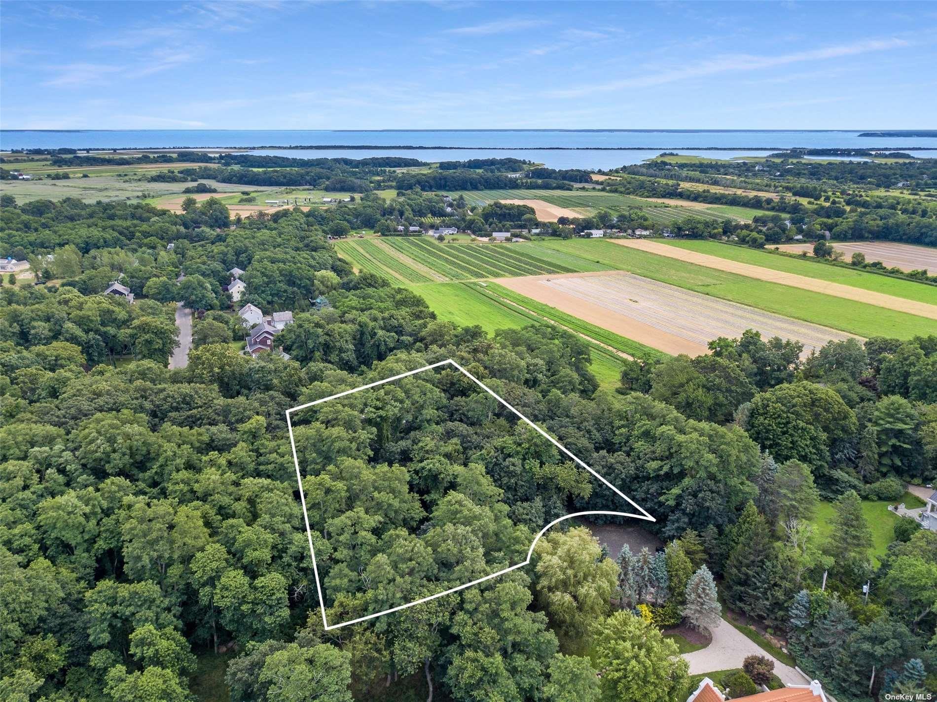 150 N Hillcrest Drive, Orient, NY 11957