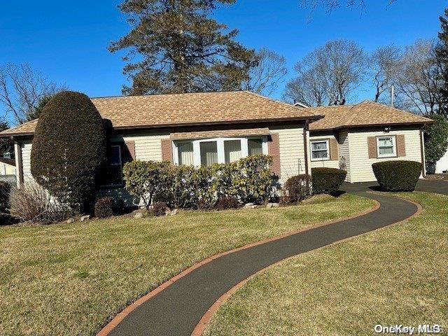 15 Boston Avenue, Massapequa, NY 11758