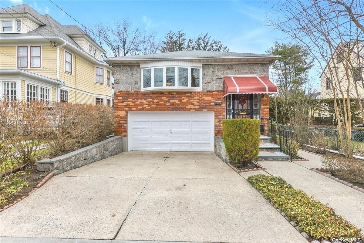 41-17 Glenwood Street, Little Neck, NY 11363