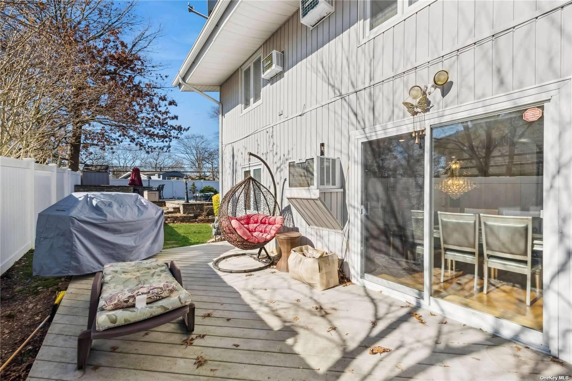 72 Shinbone Lane, Commack, NY 11725