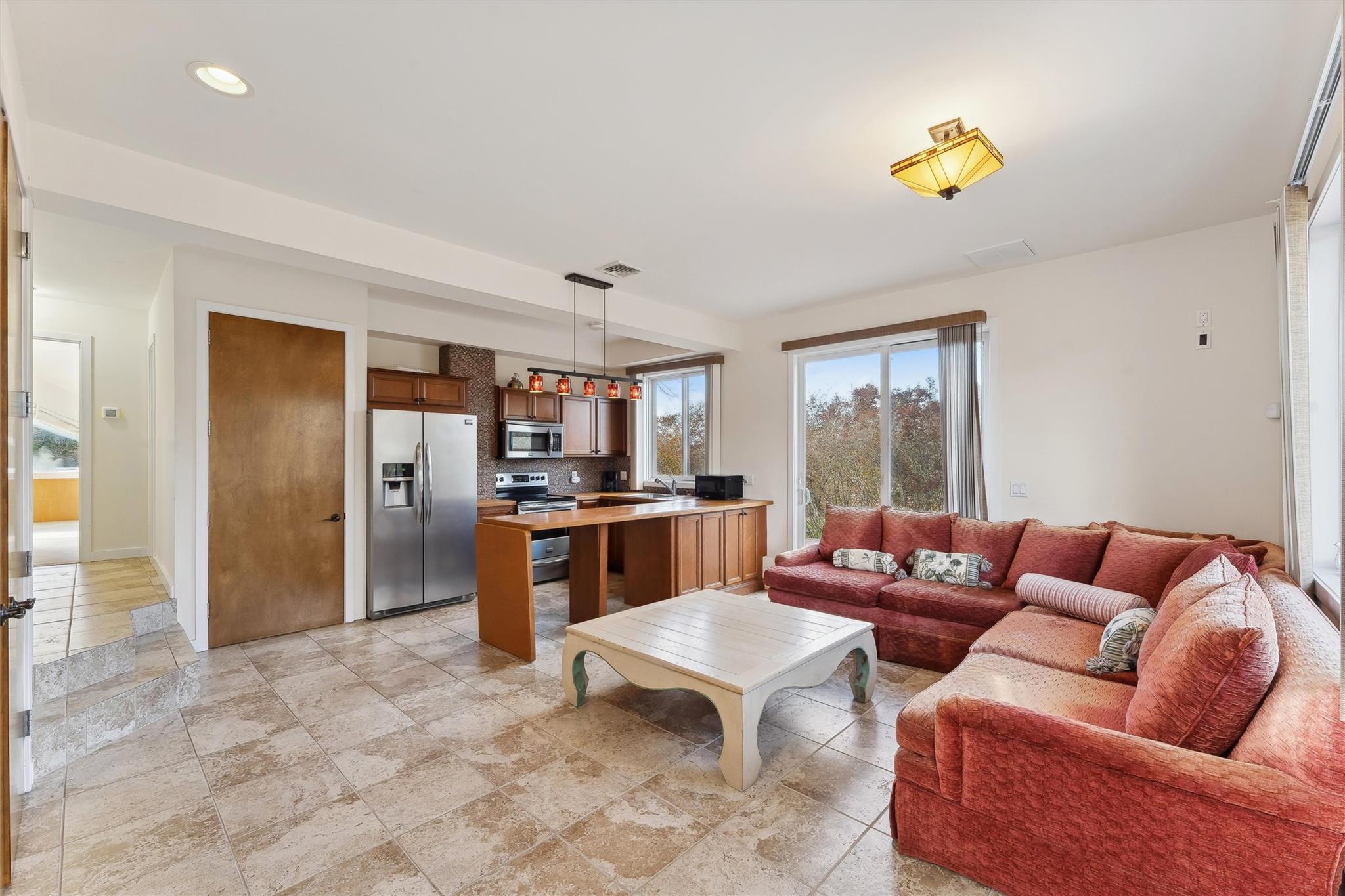 11 Watersedge Ct, Westhampton Beach, NY 11978