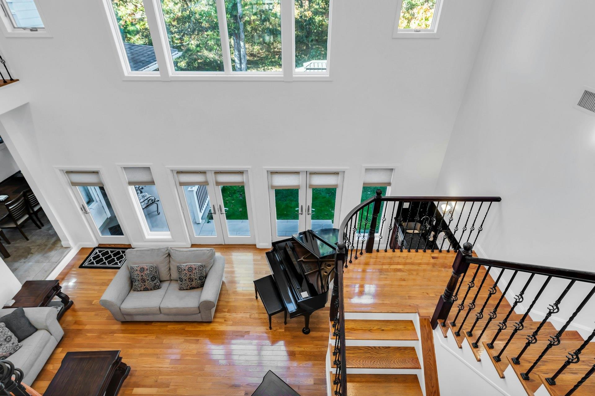 10 Bay Woods Drive, Hampton Bays, NY 11946