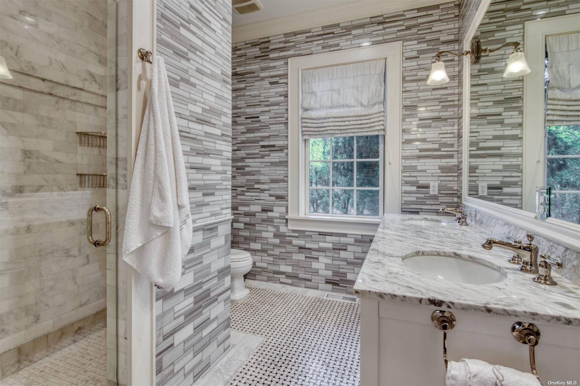 115 Toylsome Lane, Southampton, NY 11968