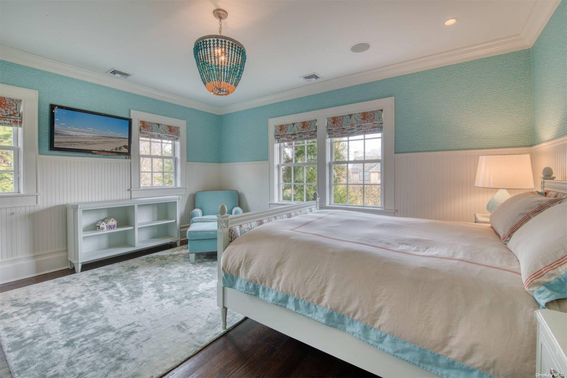 115 Toylsome Lane, Southampton, NY 11968