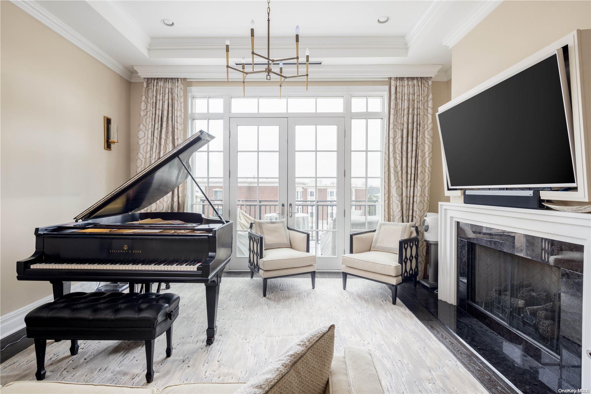 1000 Royal Court # 1306, North Hills, NY 11040