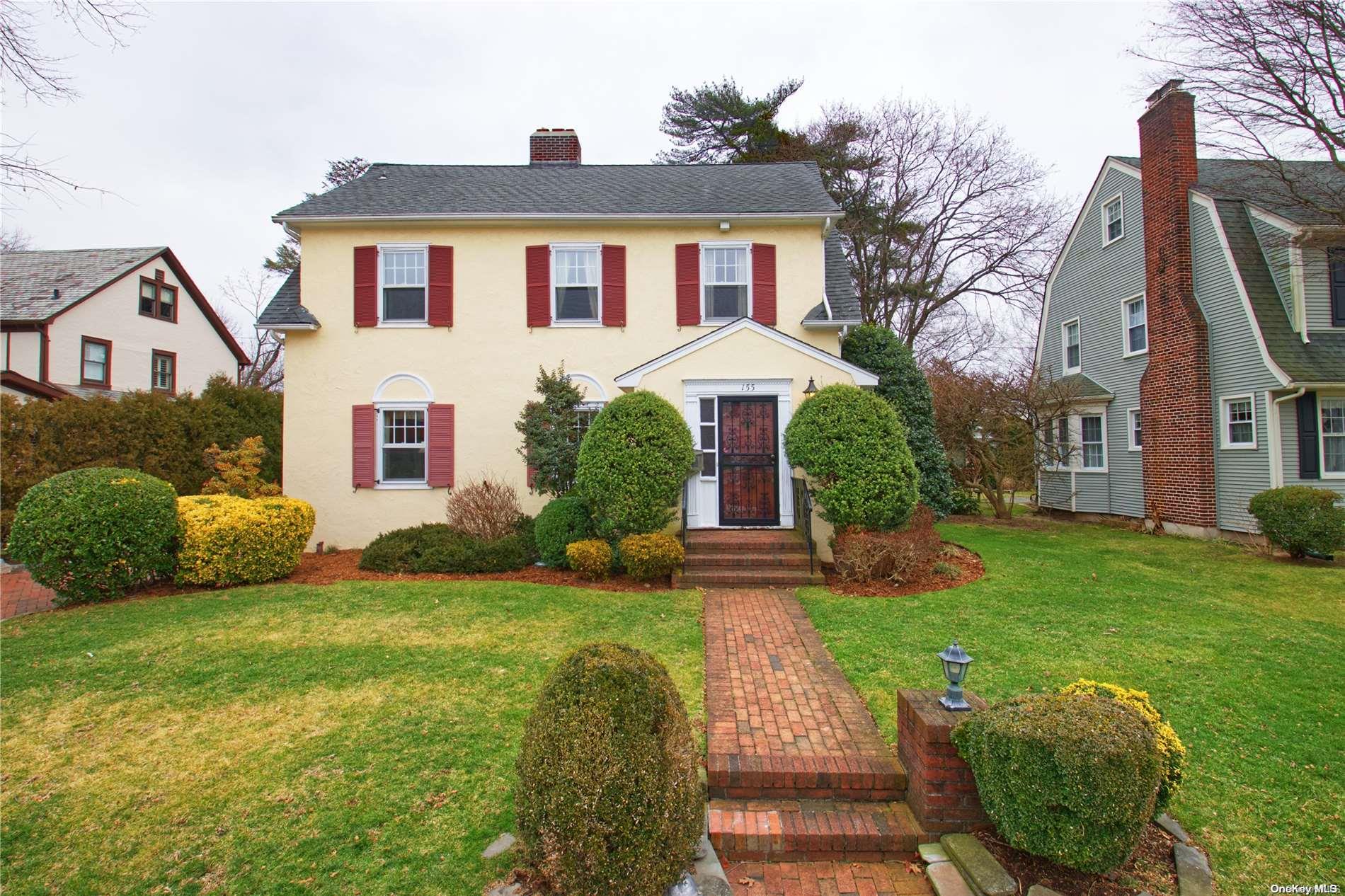 155 Wellington Road, Garden City, NY 11530