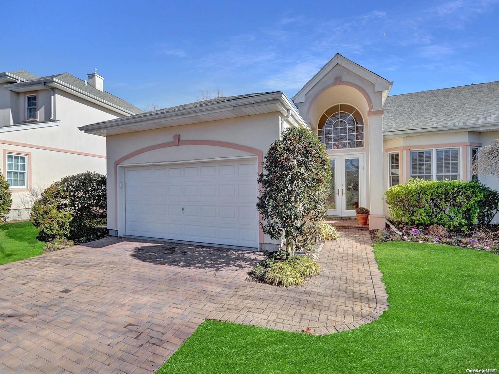 179 Altessa Boulevard # 179, Melville, NY 11747