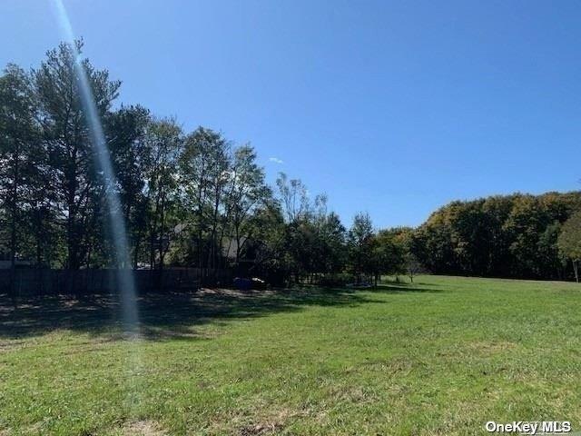 385 New Suffolk Avenue, Mattituck, NY 11952