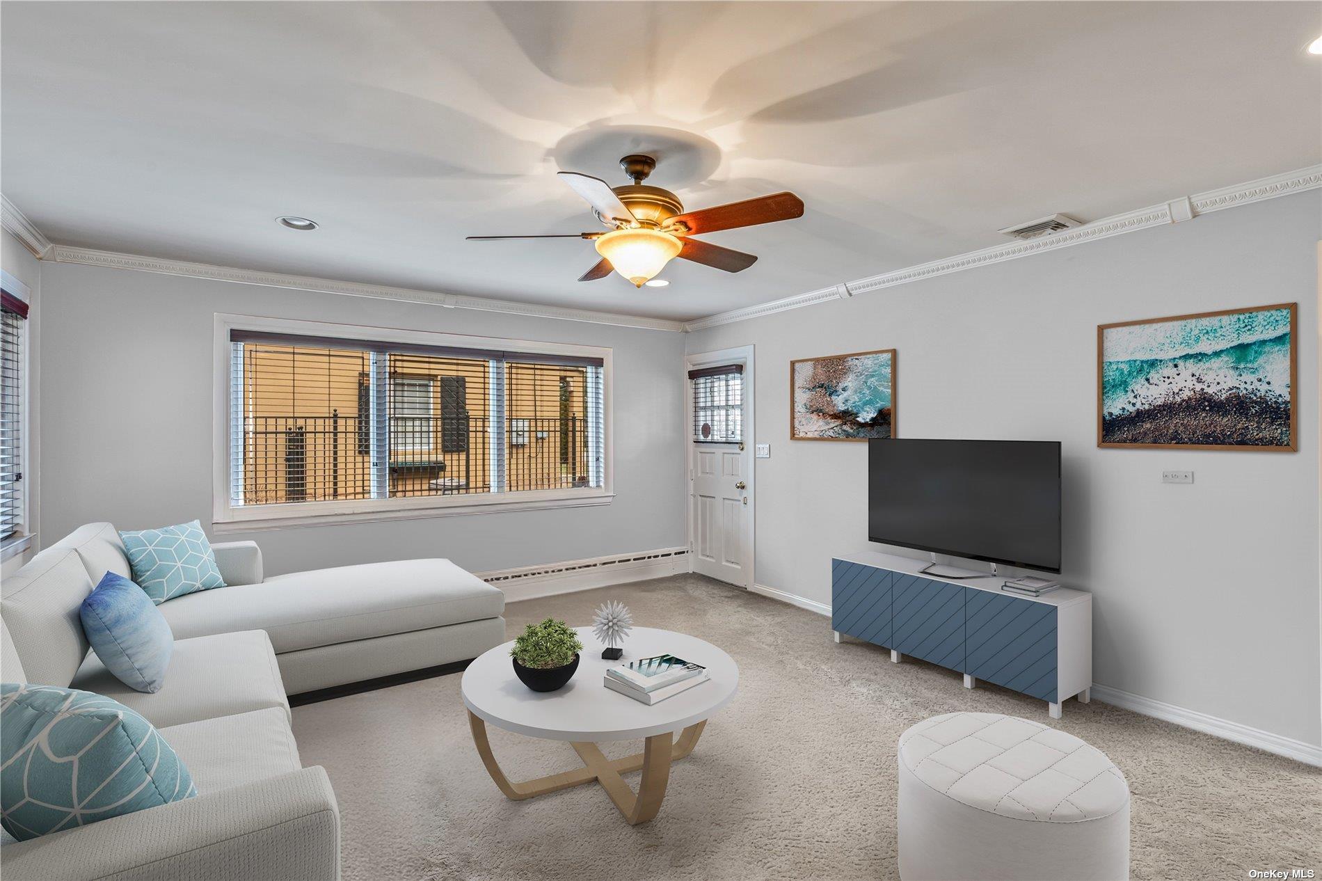 4 Midfarm Road, Rockville Centre, NY 11570