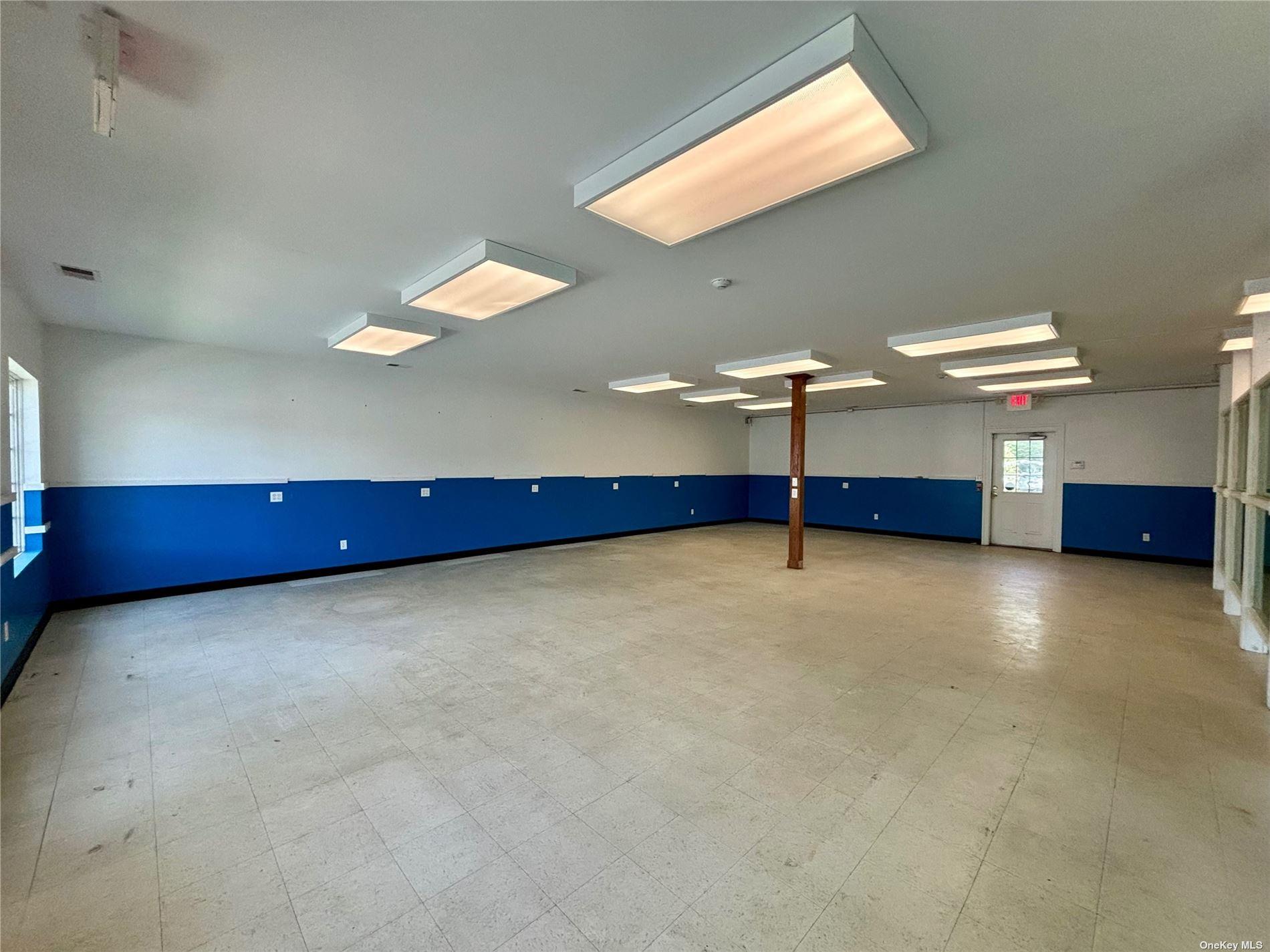 910 Montauk Highway, Shirley, NY 11967