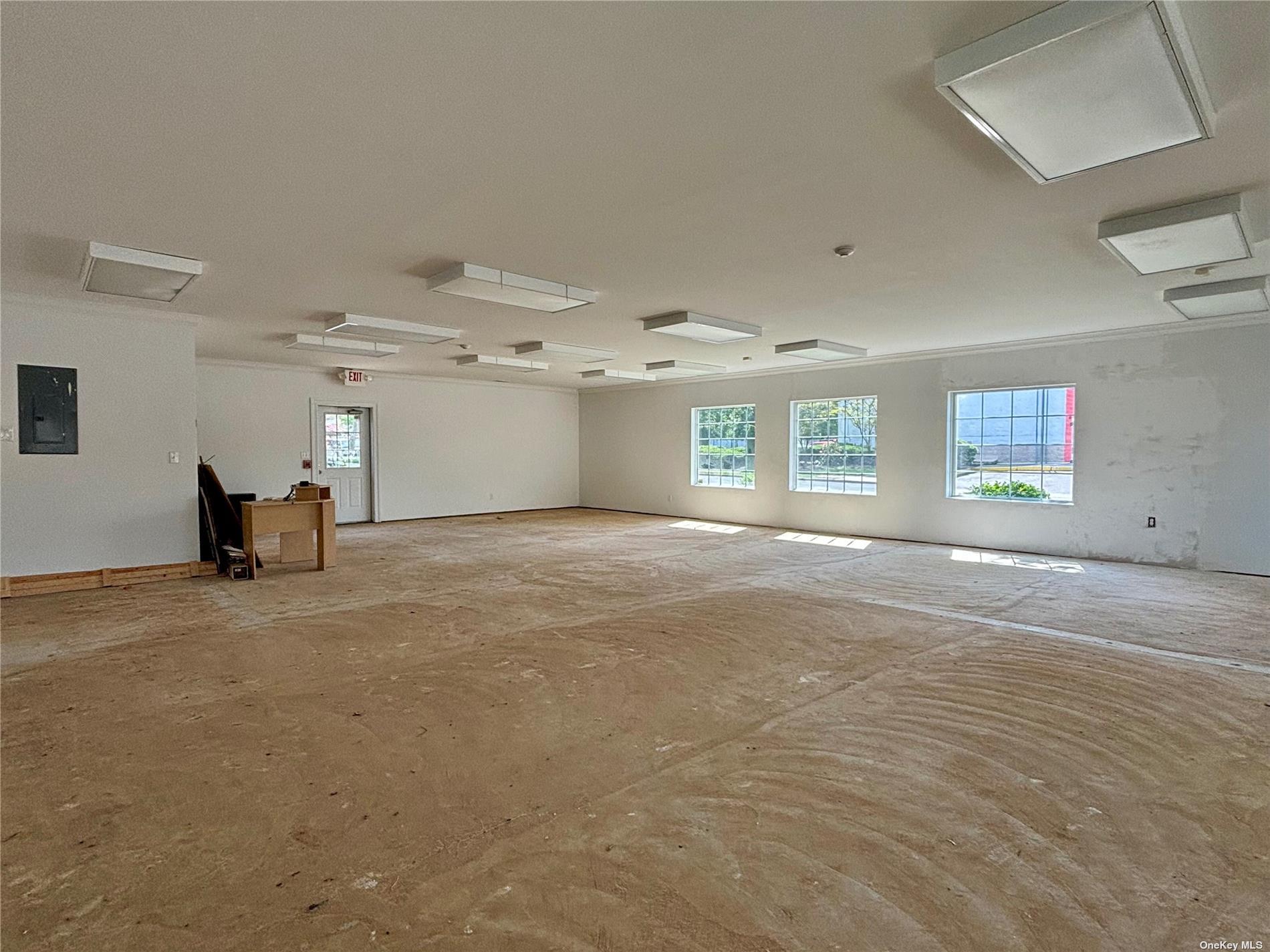 910 Montauk Highway, Shirley, NY 11967