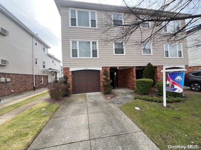 89-04 Aubrey Avenue, Glendale, NY 11385
