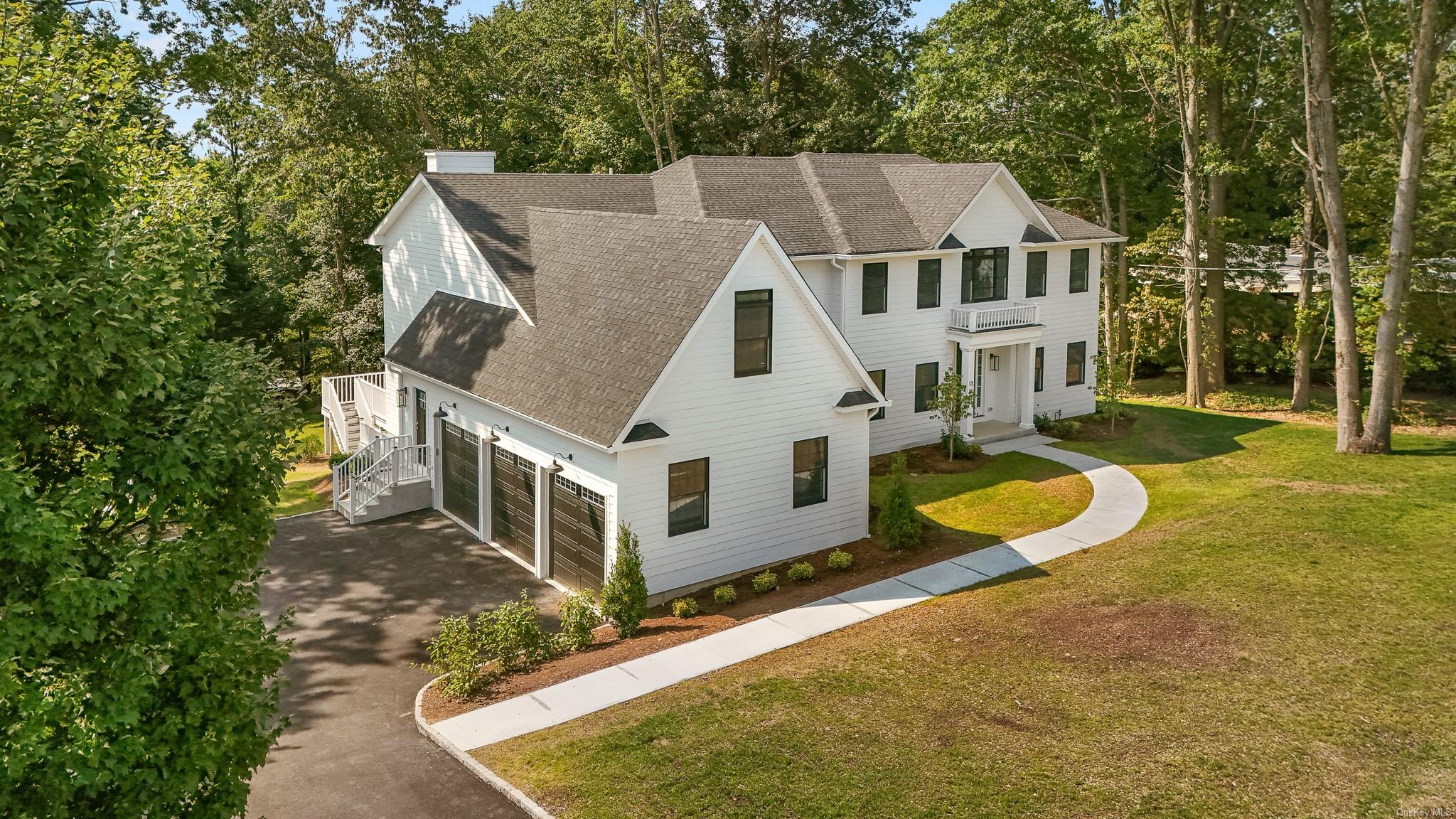 47 Laurel Lane, Locust Valley, NY 11560