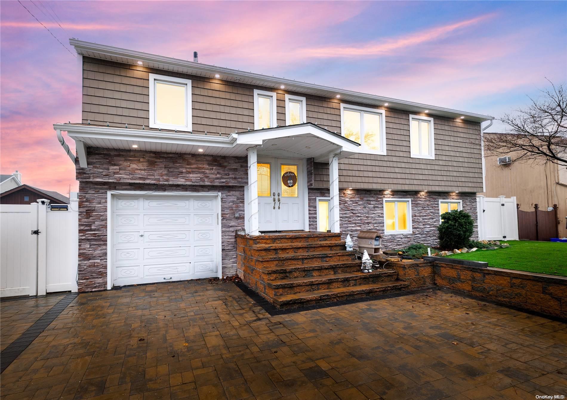 371 W Windsor Parkway, Oceanside, NY 11572