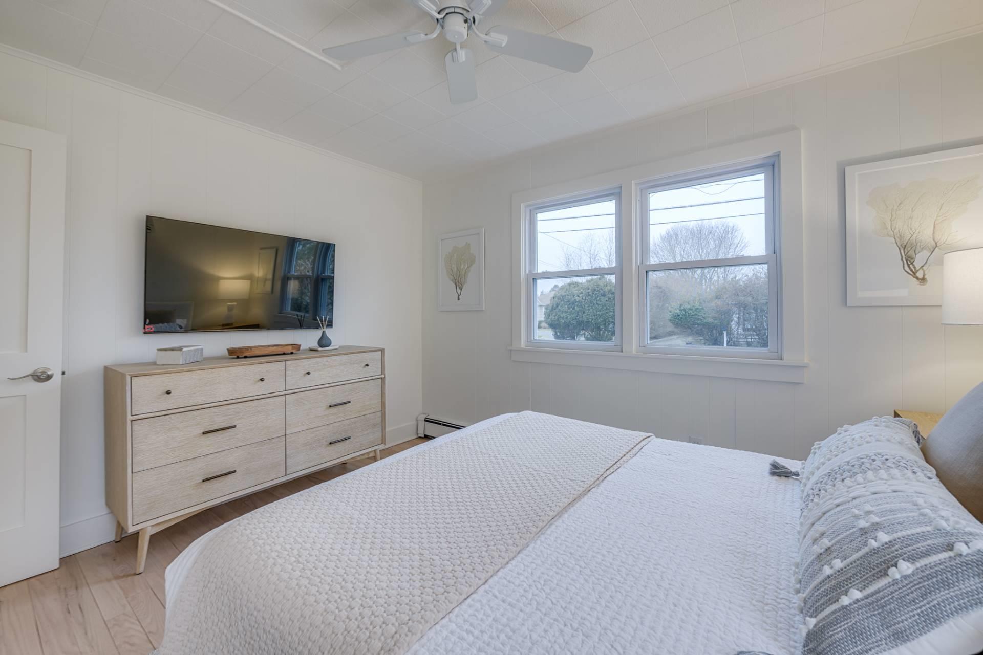 98 Pelham Street, Southampton, NY 11968