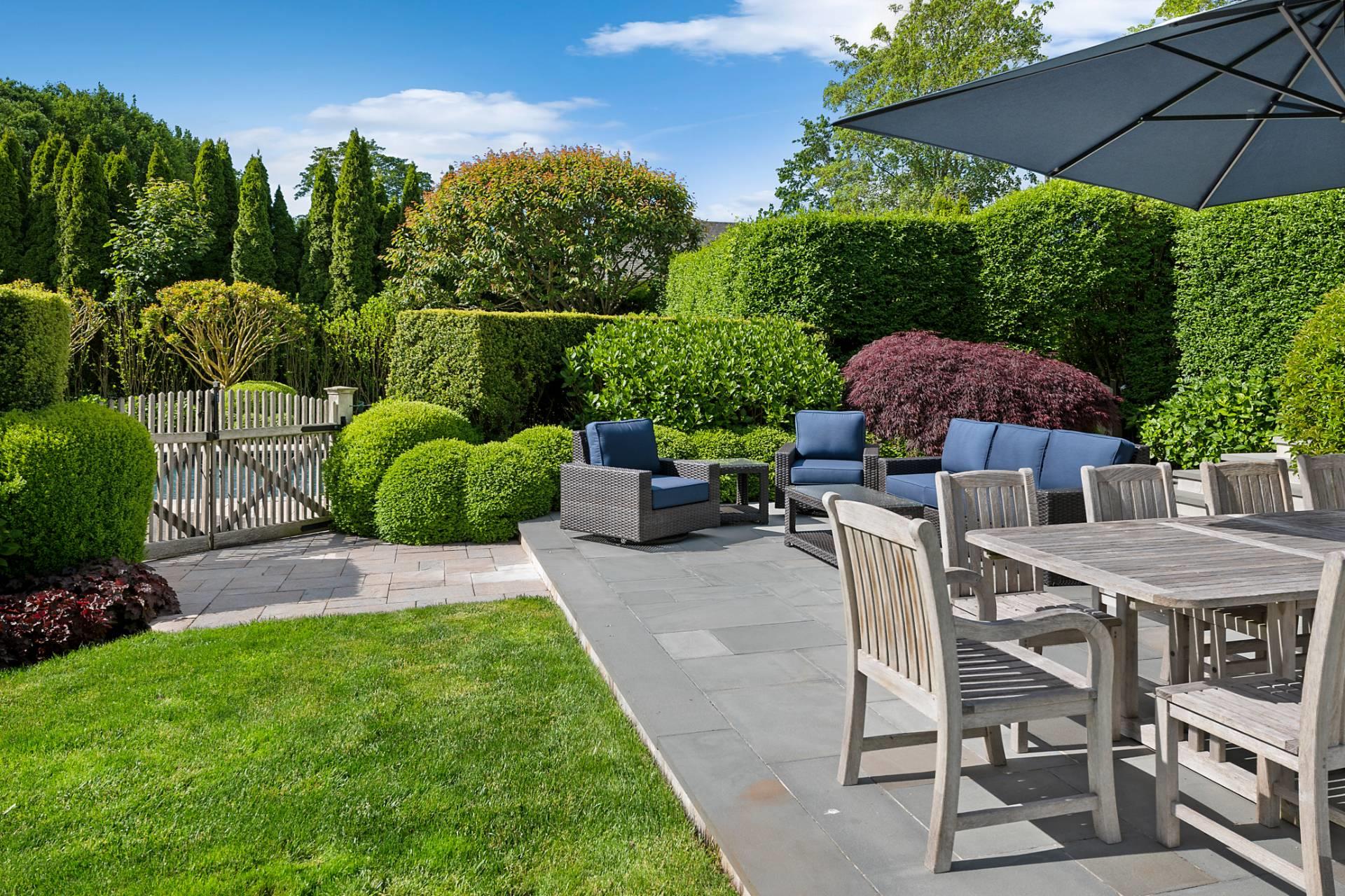 98 Pelham Street, Southampton, NY 11968