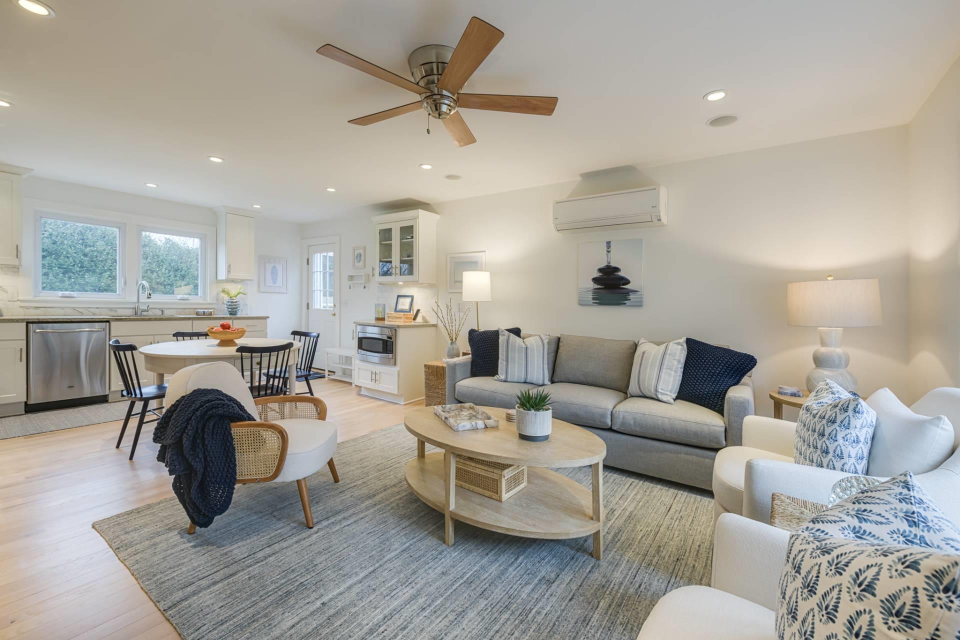 98 Pelham Street, Southampton, NY 11968