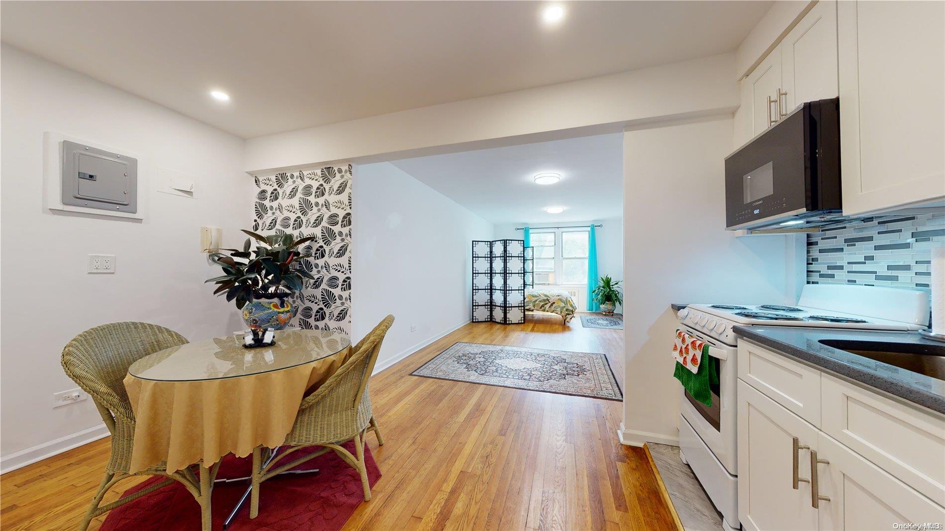 41-50 78th Street # 220, Elmhurst, NY 11373