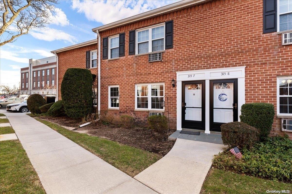 315 Hicksville Road # 7, Bethpage, NY 11714