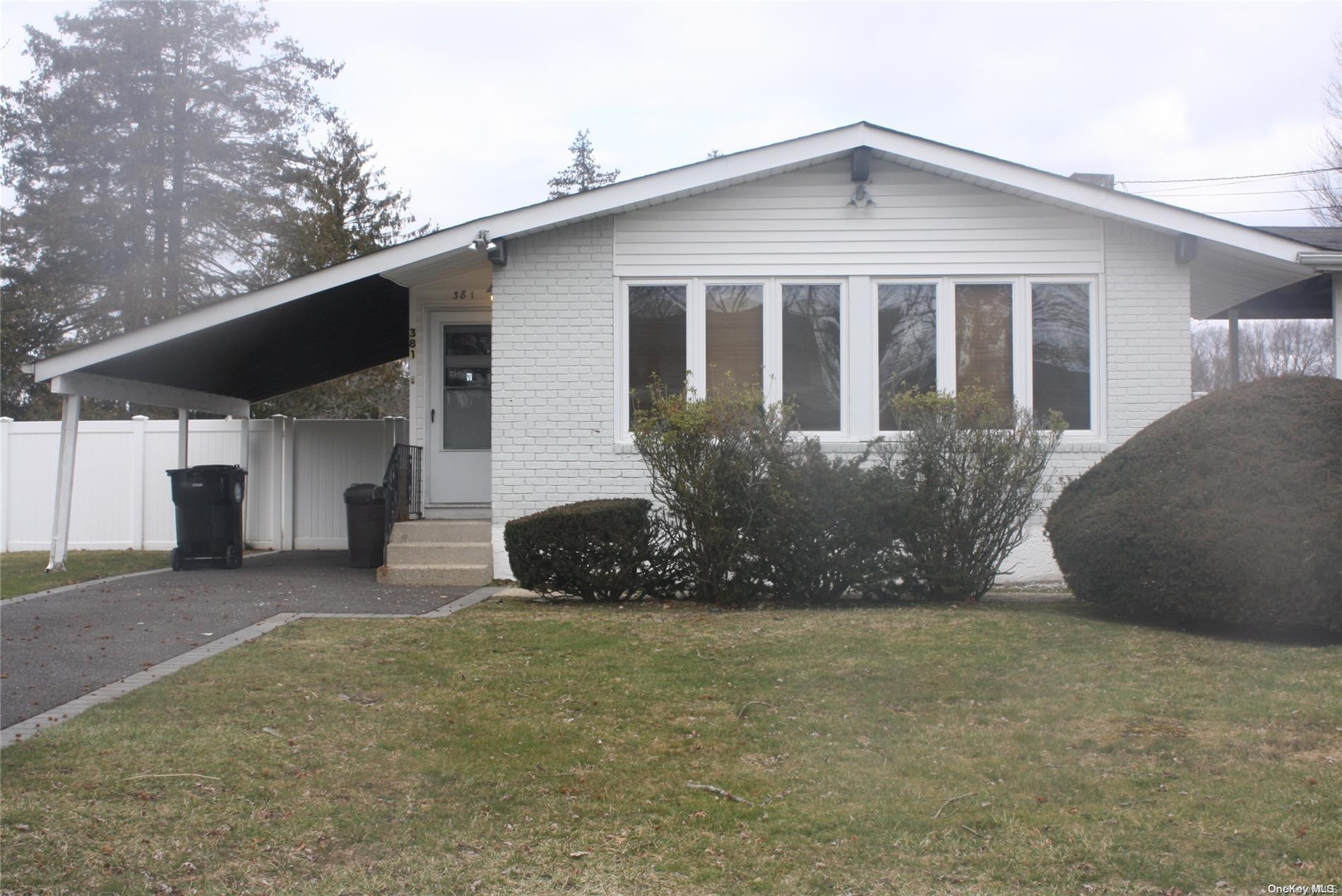 381 Hunter Avenue, West Islip, NY 11795