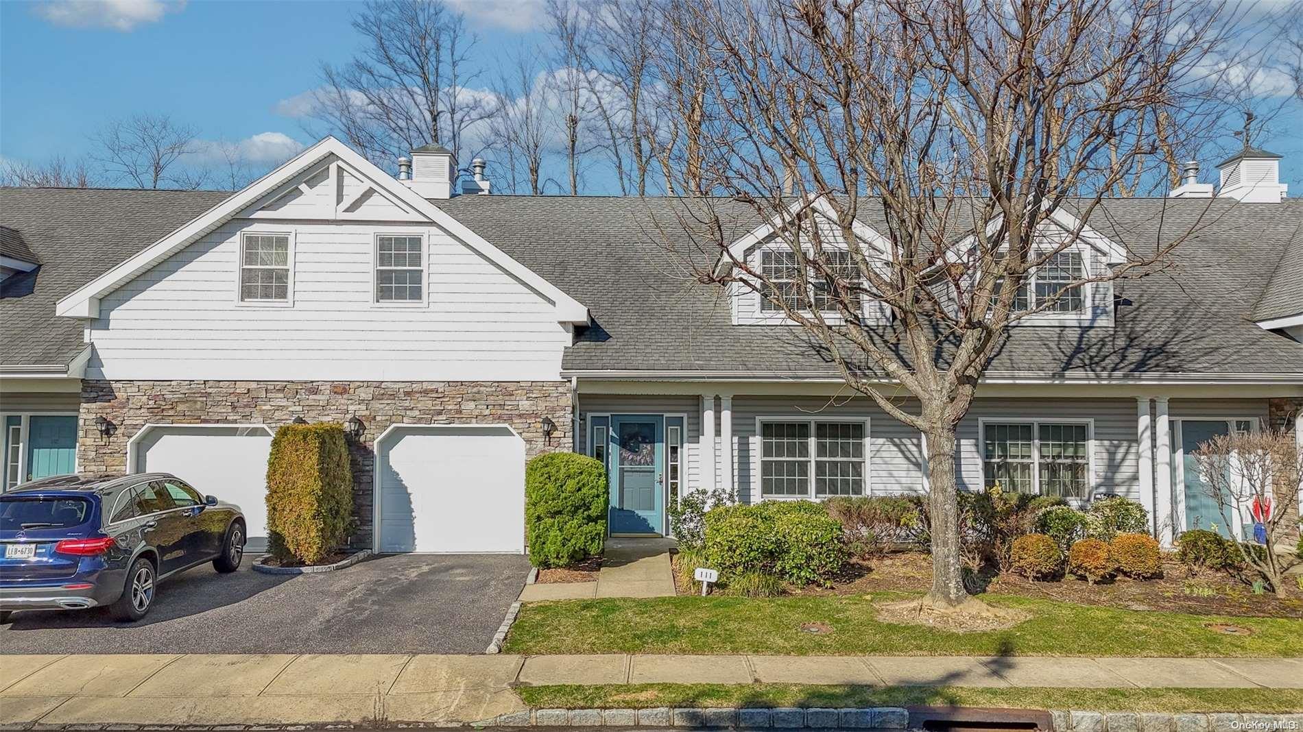 141 Pond View Drive # 141, Port Washington, NY 11050