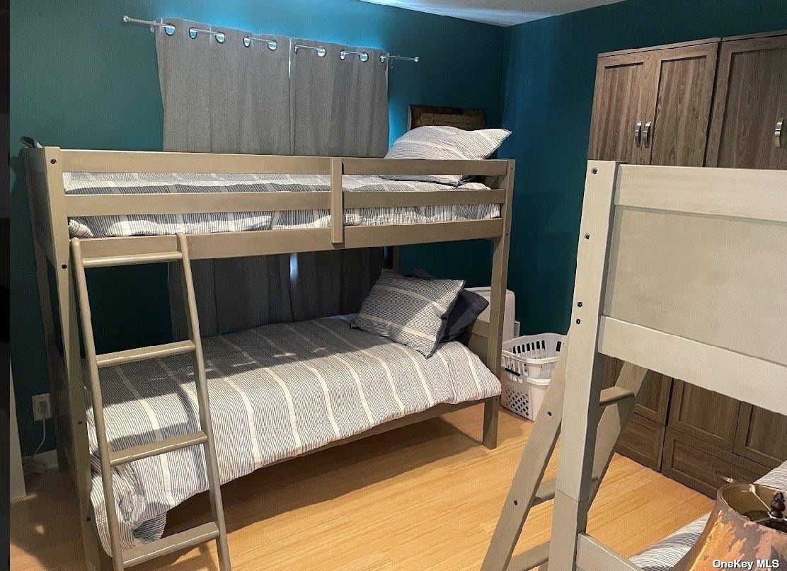 50 Clipper Roadway, Corneille Estates, NY 11770