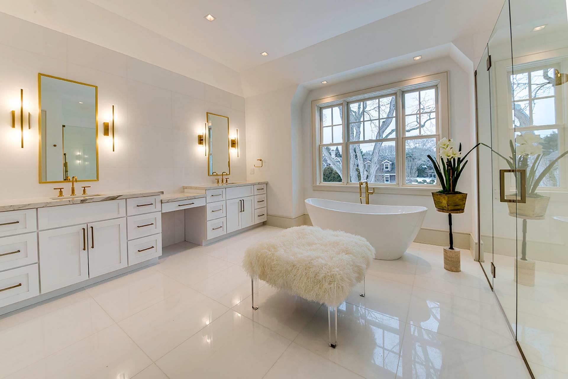 73 Jericho Road, East Hampton, NY 11937