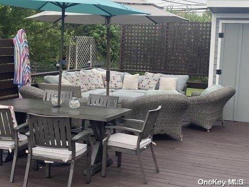 600 Bayberry Walk, Ocean Beach, NY 11770