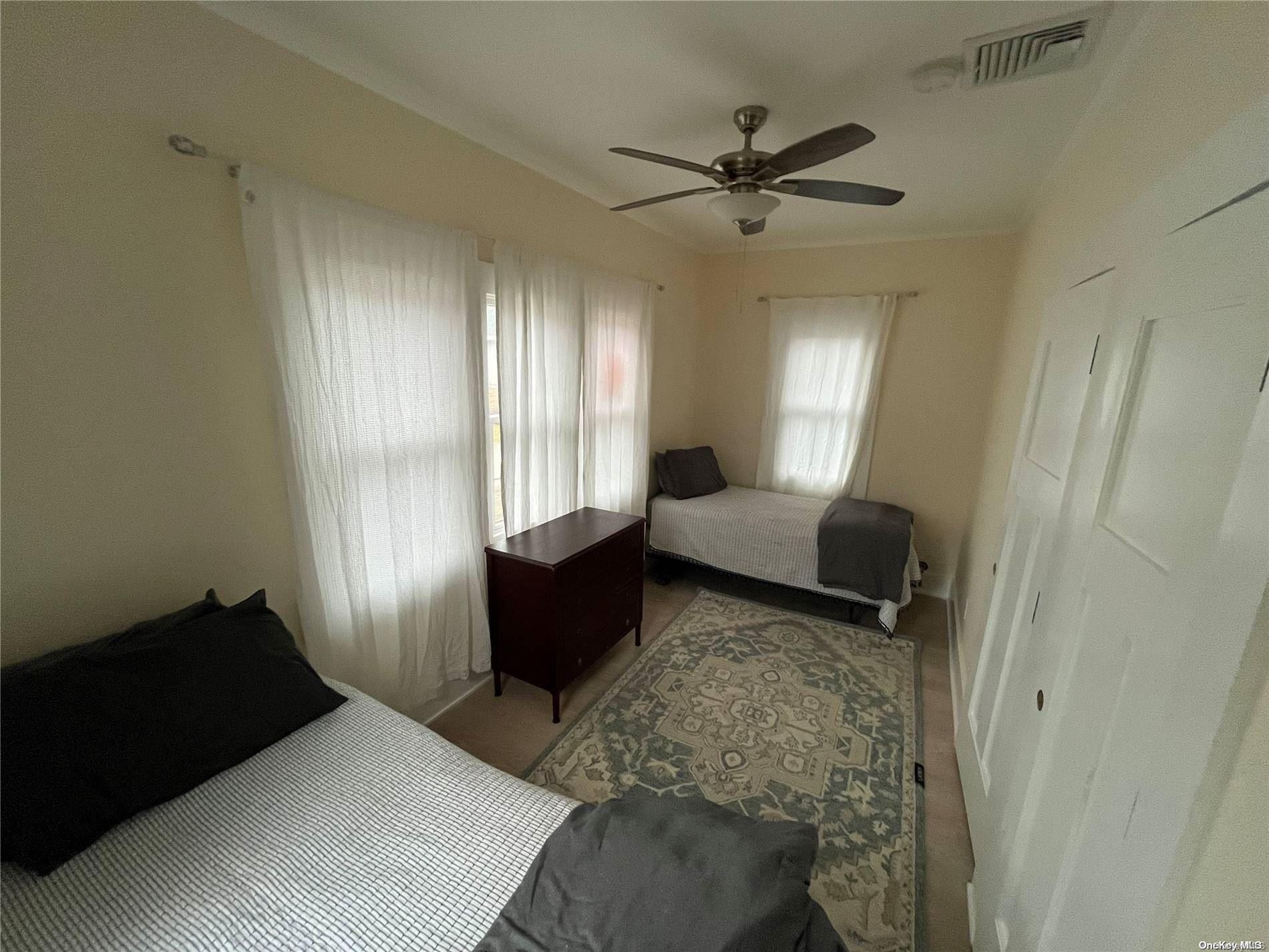 600 Bayberry Walk, Ocean Beach, NY 11770